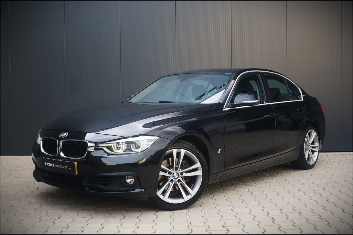 BMW 3-serie 330e Centennial Executive | Automaat | Led | Keyless | Bluetooth | Dealer Onderhouden | Cruise Control | Aut. Airco | PDC | Navigatie Business |