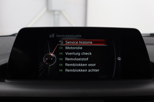 BMW 1-serie 118d M-Sport | Stoelverwarming | Full LED | Sportstoelen | Navigatie | Climate control | Alcantara | Trekhaak | Cruise control | Bluetooth