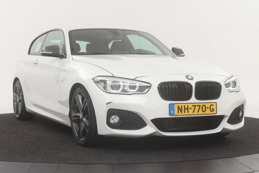 BMW 1-serie 118d M-Sport | Stoelverwarming | Full LED | Sportstoelen | Navigatie | Climate control | Alcantara | Trekhaak | Cruise control | Bluetooth