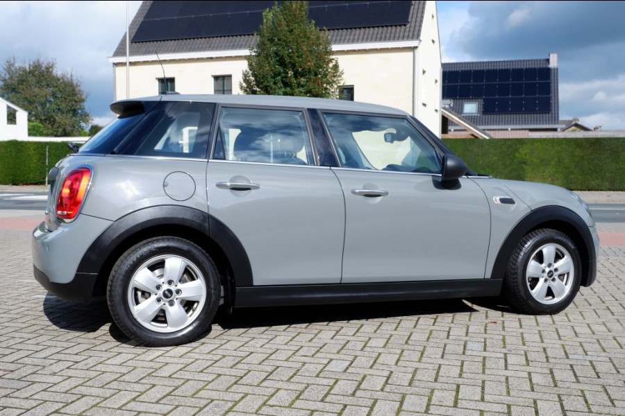 MINI One 1.5 One drs 102PK Navi Rijklaarprijs incl. garantie