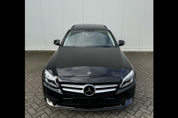 Mercedes-Benz C-Klasse Estate 300 Premium Pack Distronic - Panoramadak - Stoelventilatie/verwarming - Camera - Sfeerverlichting - Sound system - Draadloos tel opladen - 18"AMG