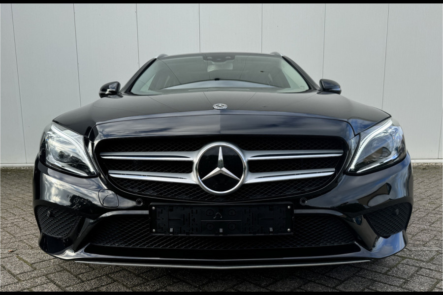 Mercedes-Benz C-Klasse Estate 300 Premium Pack Distronic - Panoramadak - Stoelventilatie/verwarming - Camera - Sfeerverlichting - Sound system - Draadloos tel opladen - 18"AMG