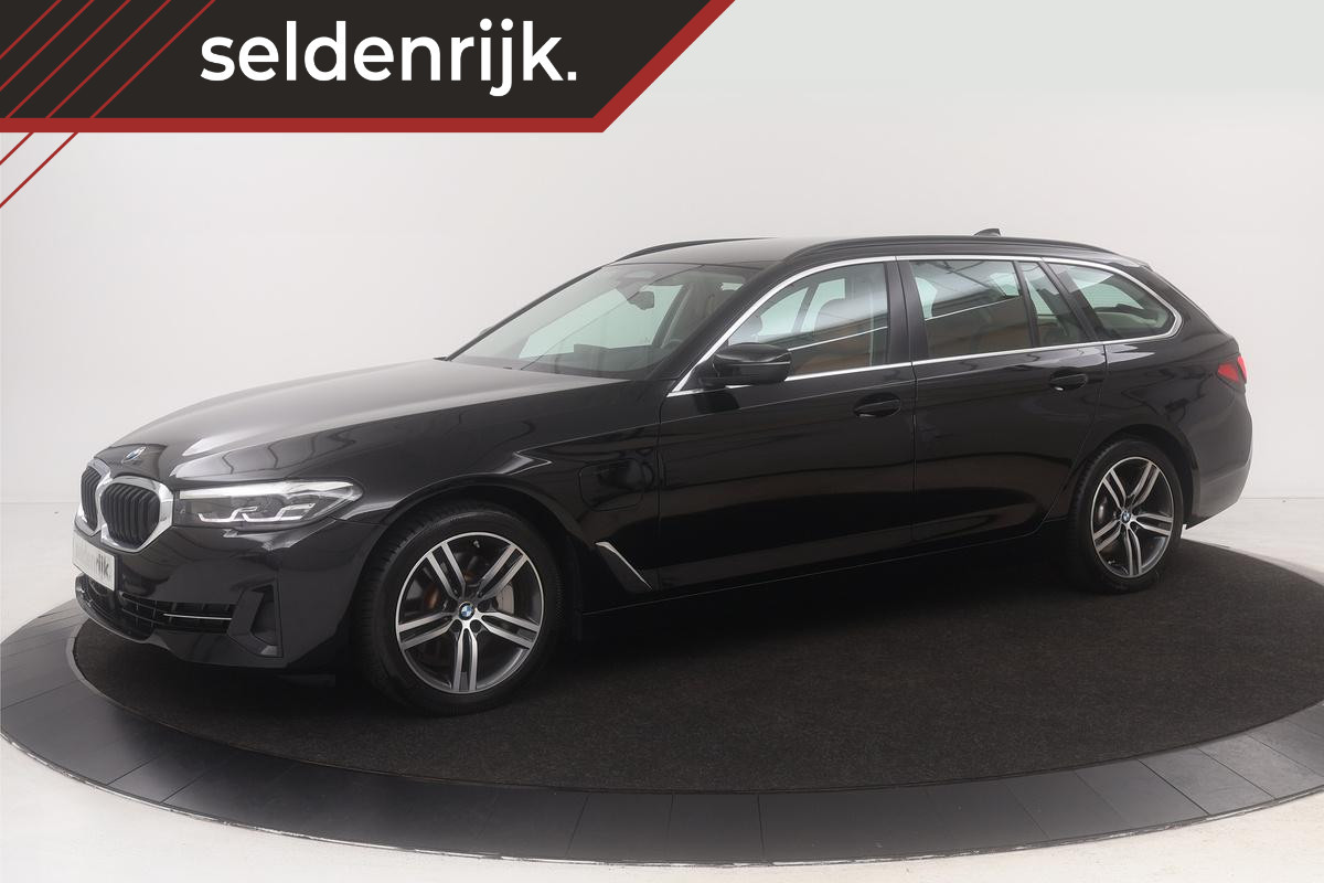 BMW 5 Serie 530e High Executive | Adaptive cruise | Stoel & stuurverwarming | Trekhaak | Sportstoelen | Carplay | Sfeerverlichting | Camera | Navigatie | Leder