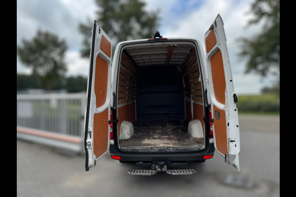 Volkswagen Crafter 35 2.0 TDI L2H2TREKHAAK / PDC / CAMERA / CRUISE / BLUETOOTH / NAVI / STOELVERW.