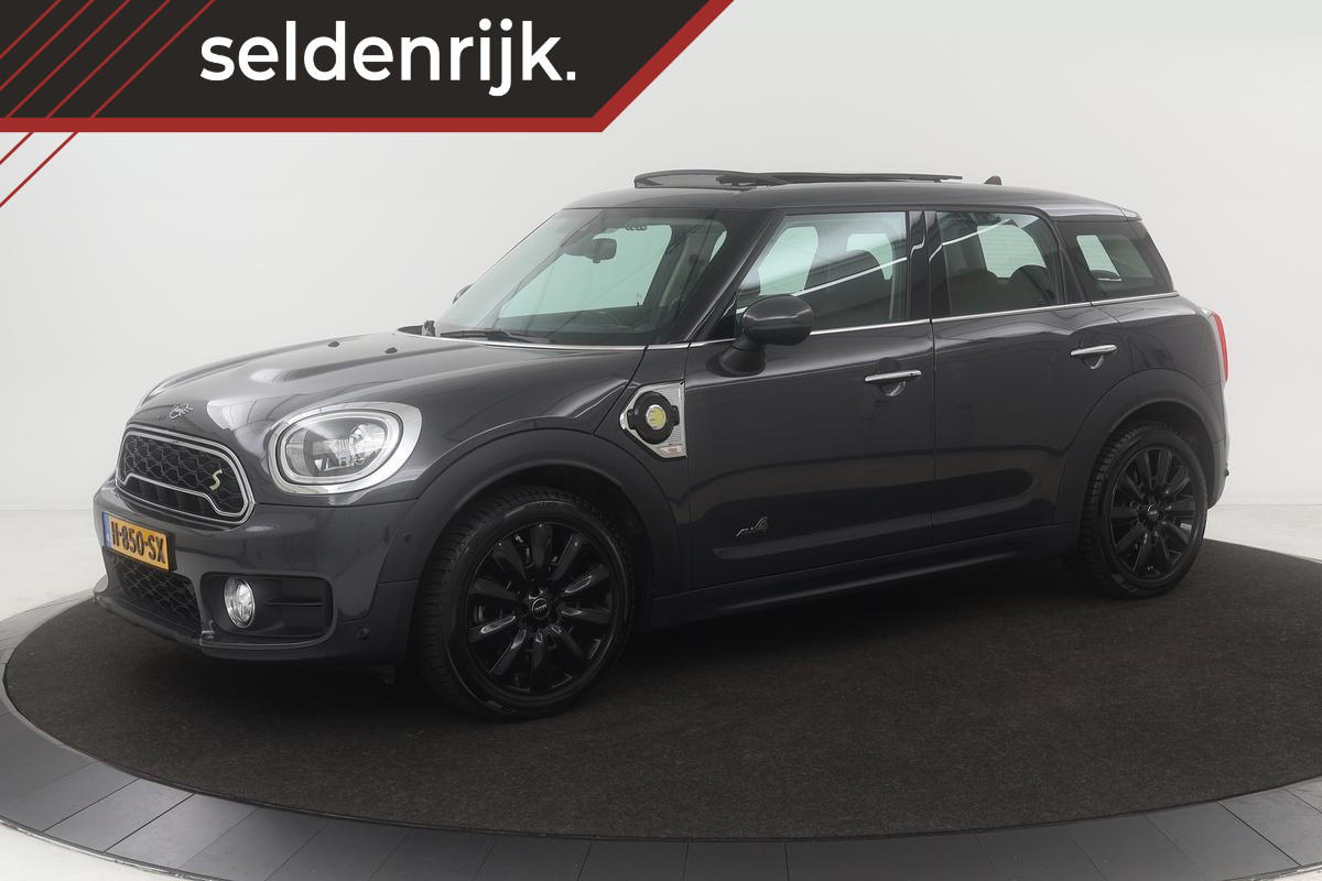 MINI Countryman 2.0 Cooper SE ALL4 Chili | Panoramadak | Leder | Navigatie | Park Assist | Sportstoelen | Keyless | Full LED