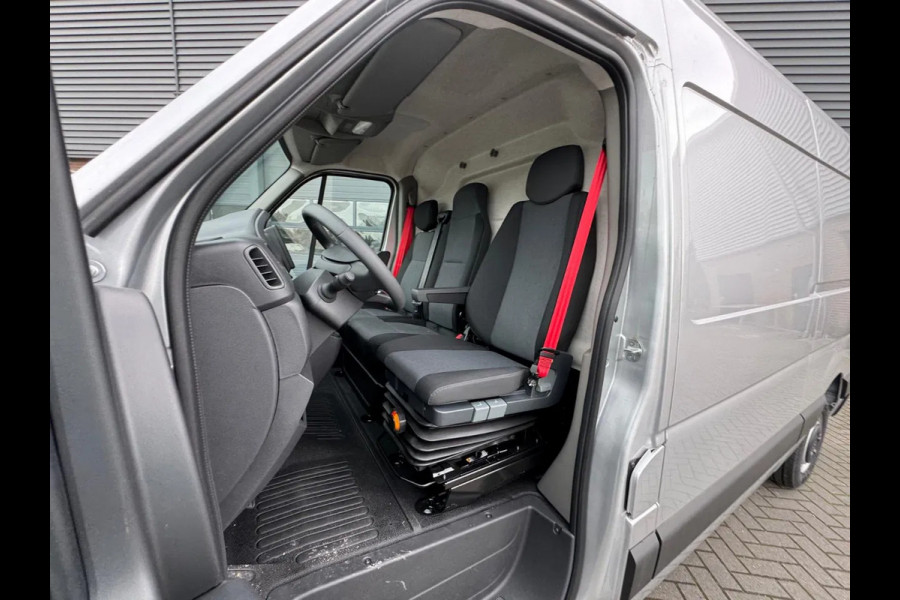 Renault Master RED L2H2 150 PK ZILVERGRIJS uit VOORRAAD