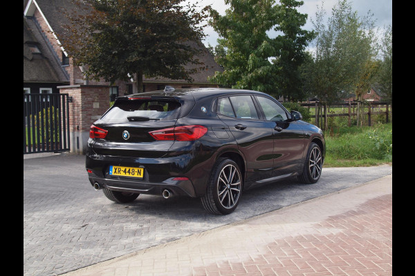 BMW X2 sDrive20i High Executive Edition | M-Pakket | Ledere Bekleding | NL-Auto | Harman Kardon |