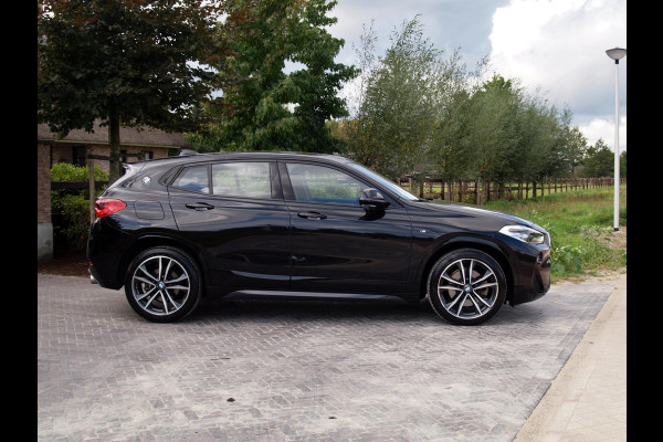 BMW X2 sDrive20i High Executive Edition | M-Pakket | Ledere Bekleding | NL-Auto | Harman Kardon |