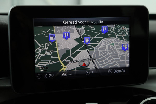 Mercedes-Benz C-Klasse 350e Avantgarde | Camera | Stoelverwarming | Half leder | Full LED | Navigatie | Park Assist | Luchtvering