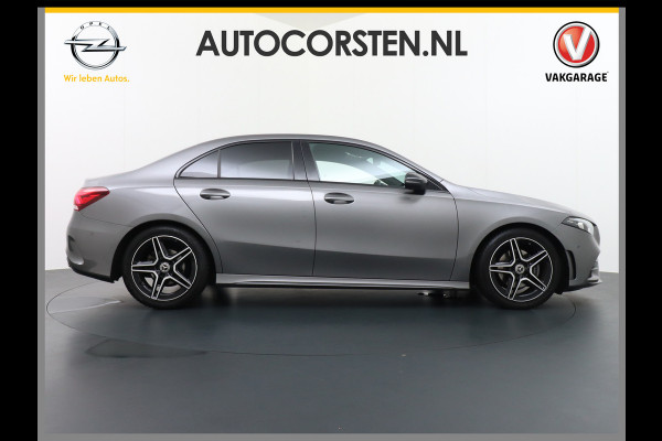 Mercedes-Benz A-Klasse 180 AMG AUT.7 Navi Camera DAB PDC+Parkassistant Ecc Cruise Control Regen-Licht sensor Privacy Glas Advantage Zitcomfortpakket Hi Stoelverwarming Widescreen cockpit Business Solution AMG 1ste Eigenaar