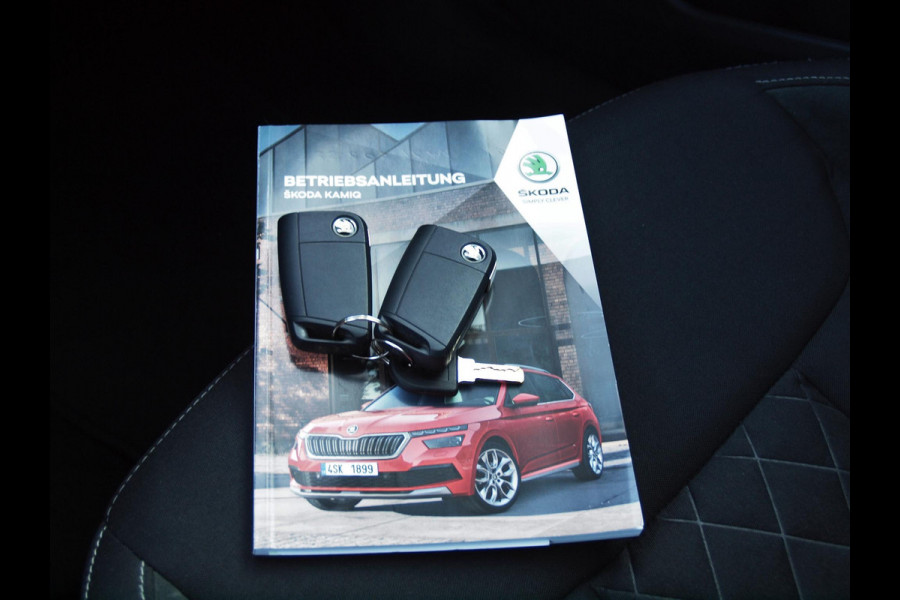 Škoda Kamiq 1.0 TSI Sport Business | Virtual cockpit | Full-map Navigatie | Panoramadak | Trekhaak | Apple Carplay |