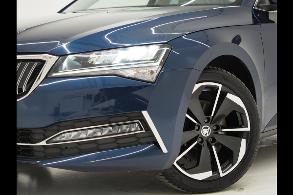 Škoda Superb Combi 1.4 TSI iV Business Edition Plus | Adaptive Cruise | Camera | Stoel/Stuur Verwarming | Carplay