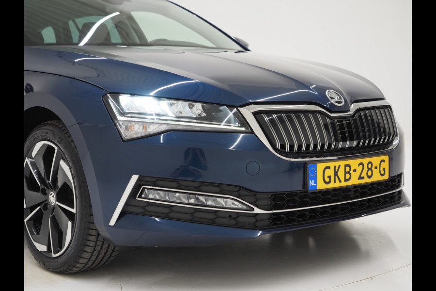 Škoda Superb Combi 1.4 TSI iV Business Edition Plus | Adaptive Cruise | Camera | Stoel/Stuur Verwarming | Carplay