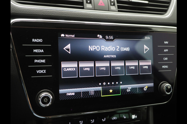 Škoda Superb Combi 1.4 TSI iV Business Edition Plus | Adaptive Cruise | Camera | Stoel/Stuur Verwarming | Carplay