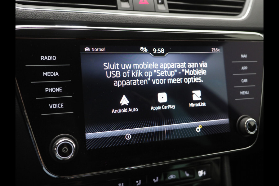 Škoda Superb Combi 1.4 TSI iV Business Edition Plus | Adaptive Cruise | Camera | Stoel/Stuur Verwarming | Carplay