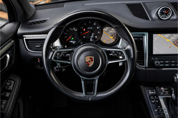 Porsche Macan 3.0 GTS - Panorama | Luchtvering | Sport Chrono | Bose | Memory | ACC