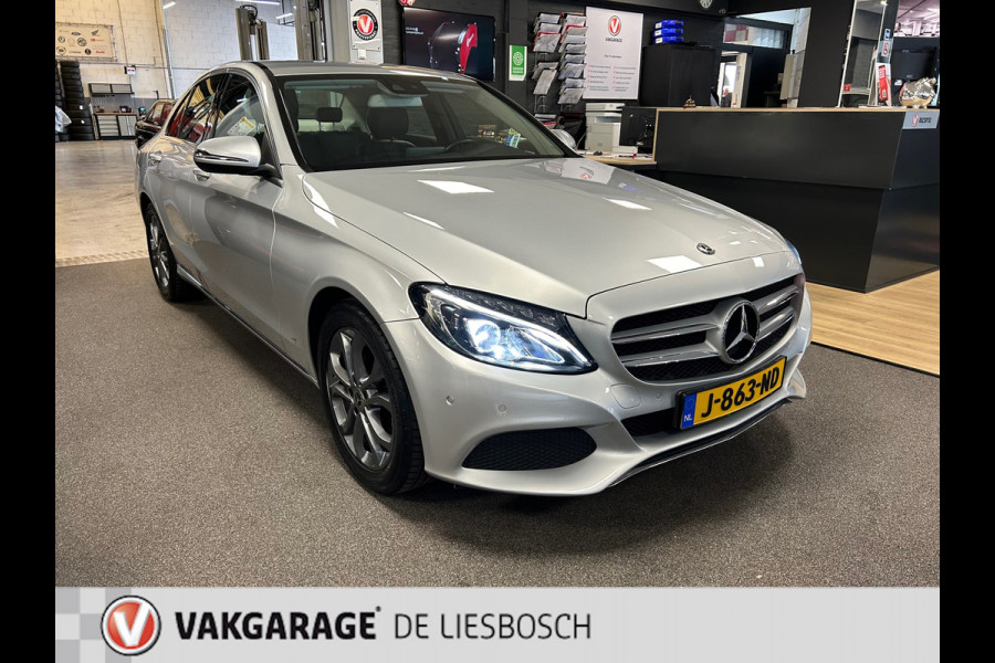 Mercedes-Benz C-Klasse 180 Premium Plus Pack / Automaat / cruise-control / dodehoek detectie