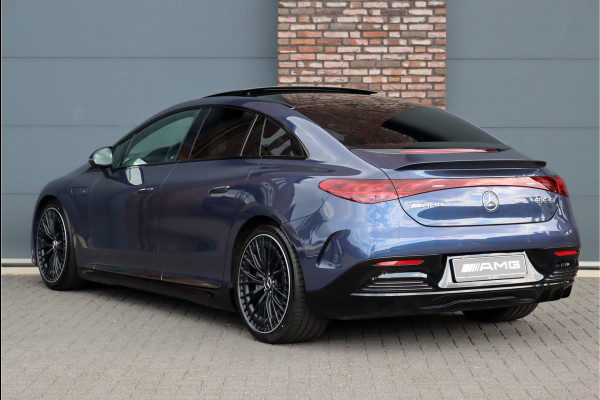 Mercedes-Benz EQE AMG 43 4MATIC Premium 91 kWh | 64.000,- ex BTW | Hypercreen | Distronic+ | Burmester | Memory | Panoramadak | HUD | Digital Light | AMG-Stuurwieltoetsen | Warmtepomp |