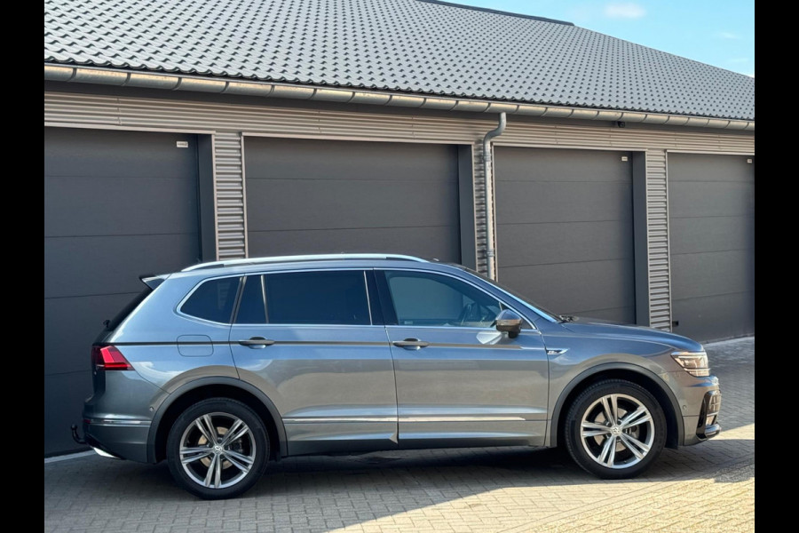 Volkswagen Tiguan Allspace 1.5 TSI HIGHLINE BUSINESS R, 1 E EIGENAAR, PANORAMADAK, VOL OPTIES, NL AUTO MET NAP