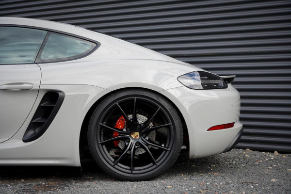 Porsche 718 Cayman 2.0 / Krijt / Sportuitlaat / 20" / Camera