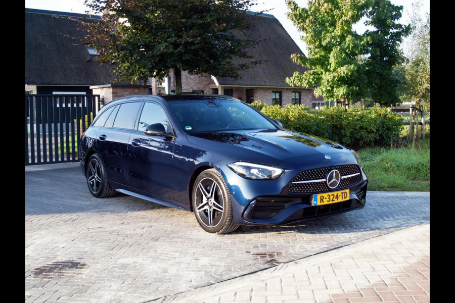 Mercedes-Benz C-Klasse Estate 180 AMG Line | AMG-Pakket | Night Pack | Trekhaak | NL-Auto |