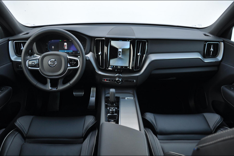 Volvo XC60 B4 197PK Automaat R-Design /Google infotaimentsysteem / Stoel en stuurverwarming/ Elektrische achterklep/ Keyless entry/Adaptieve koplampen/ Parkeersensoren met 360 Camera/ Adaptieve cruise control/ Elektrische stoel met geheugen/ Apple CarPlay