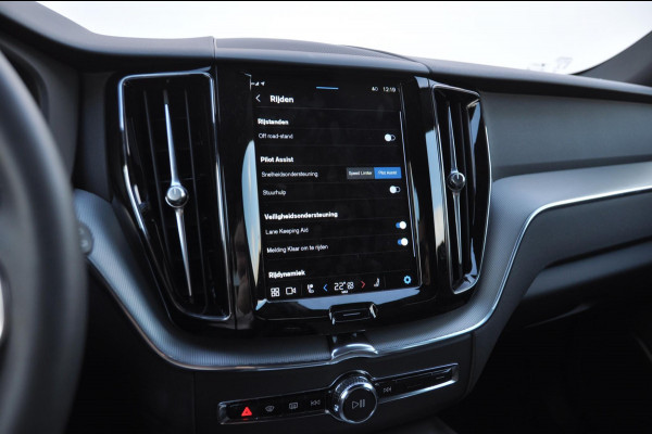 Volvo XC60 B4 197PK Automaat R-Design /Google infotaimentsysteem / Stoel en stuurverwarming/ Elektrische achterklep/ Keyless entry/Adaptieve koplampen/ Parkeersensoren met 360 Camera/ Adaptieve cruise control/ Elektrische stoel met geheugen/ Apple CarPlay