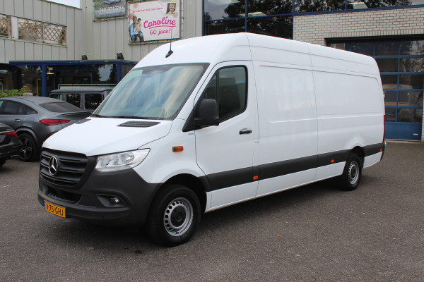 Mercedes-Benz Sprinter 315 CDI L3H2 MBUX met 360 Graden camera, Geveerde stoel, Brake assyst, Etc.