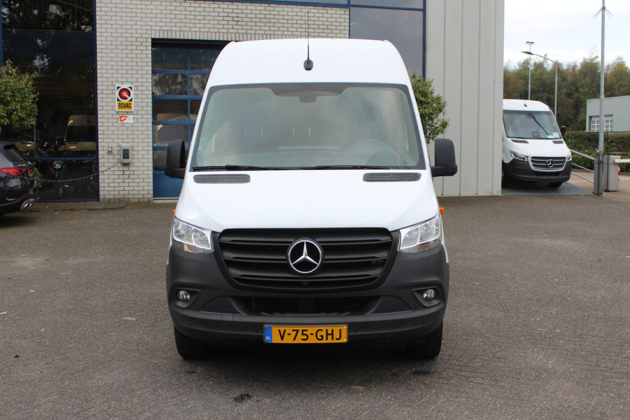 Mercedes-Benz Sprinter 315 CDI L3H2 MBUX met 360 Graden camera, Geveerde stoel, Brake assyst, Etc.