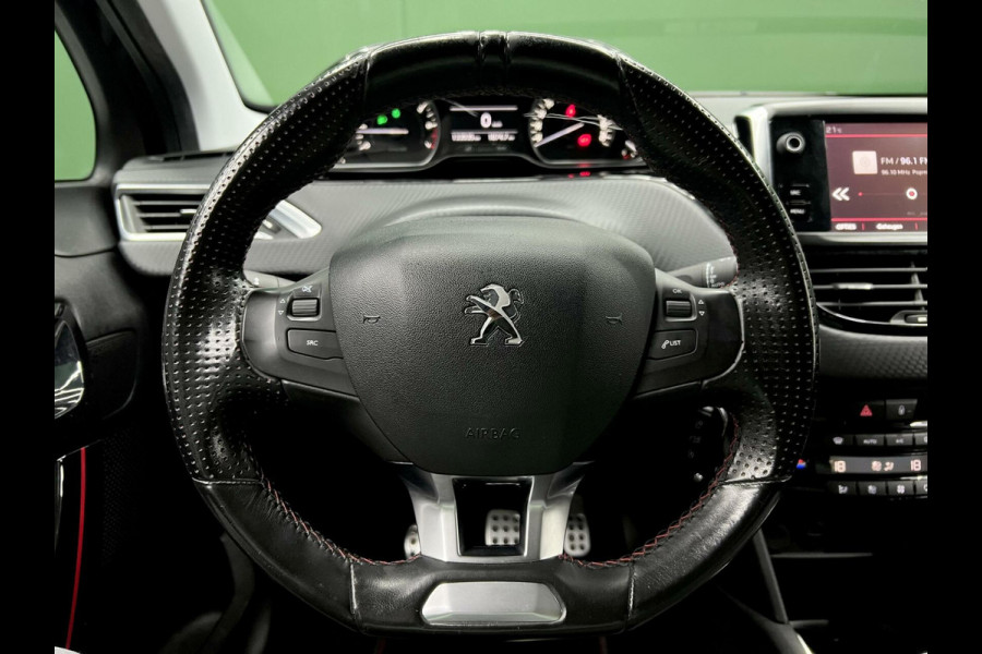 Peugeot 208 1.2 PureTech GT-line Camera | Leder | Navi | NAP