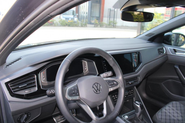 Volkswagen Taigo 1.5 TSI R-Line 3x R-Line Carplay/Camera/IQ Light Prijs is Rijklaar