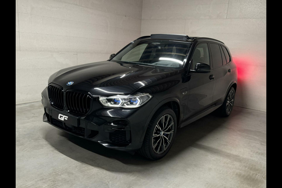 BMW X5 xDrive45e M-Sport Pano Laser HUD 360 Luchtvering Trek