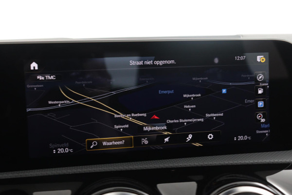 Mercedes-Benz A-Klasse 160 Business Solution AMG (PANORAMADAK, NAVIGATIE, STOELVERWARMING, LED, GOED ONDERHOUDEN, 1e EIGENAAR)