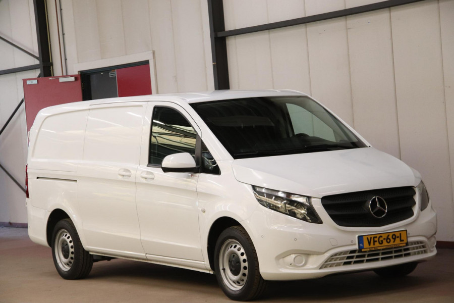 Mercedes-Benz Vito 114 CDI Lang AUTOMAAT TREKHAAK NAVIGATIESYSTEEM