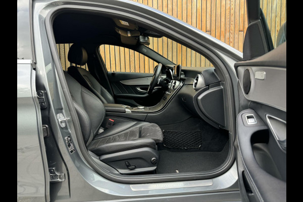 Mercedes-Benz C-Klasse Estate 180 AMG-styling | Navigatie | LED | Rondomzicht camera | Leer/alcantara bekleding | Getint glas | Parkeersensoren voor en