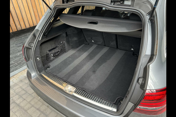 Mercedes-Benz C-Klasse Estate 180 AMG-styling | Navigatie | LED | Rondomzicht camera | Leer/alcantara bekleding | Getint glas | Parkeersensoren voor en