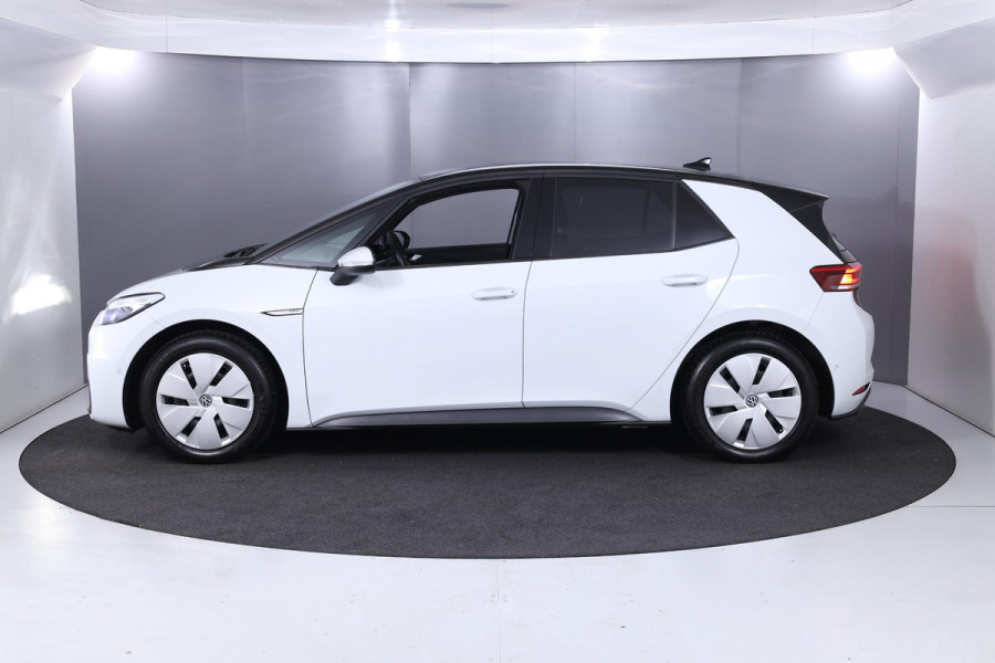 Volkswagen ID.3 Pro Edition Advantage 58 kWh 204 pk | Navigatie | Parkeersensoren (Park assist) | Achteruitrijcamera | Stoelverwarming | Adaptieve cruise control |