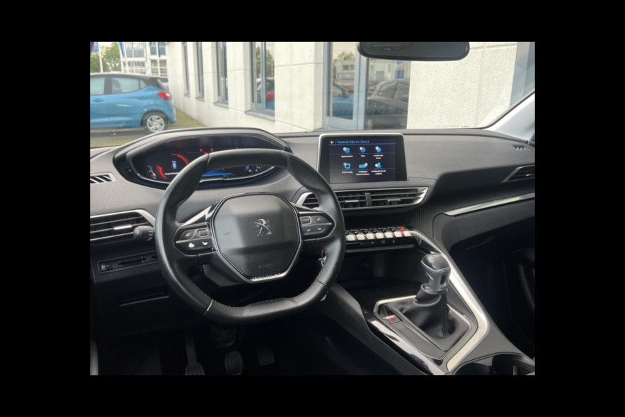 Peugeot 3008 1.2 PureTech Blue Lease Executive | navigatie | Apple Carplay/Android Auto | trekhaak