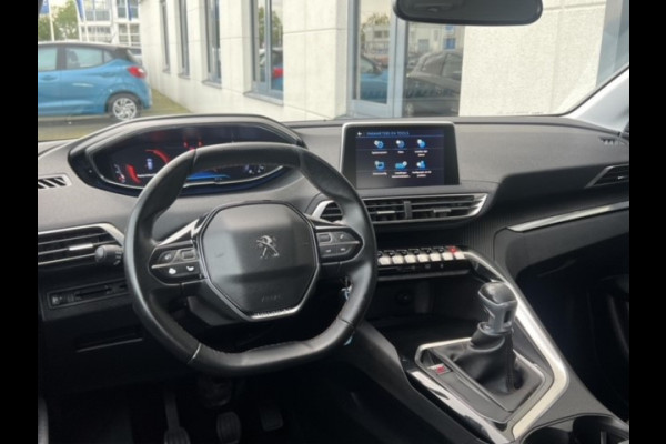 Peugeot 3008 1.2 PureTech Blue Lease Executive | navigatie | Apple Carplay/Android Auto | trekhaak