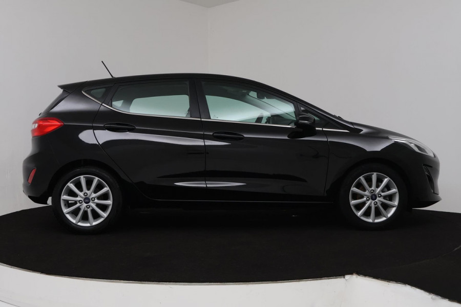 Ford Fiesta 1.0 EcoBoost Titanium (NAVIGATIE, CRUISE CONTROL, LED, CLIMATE, NL-AUTO, GOED ONDERHOUDEN)