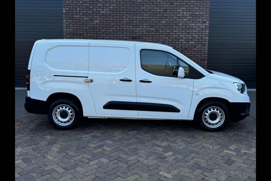 Opel Combo 1.6D L2H1 Edition / 100 PK / Navigatie / Cruise control / Parkeersensoren / 1e Eigenaar / NED-Combo