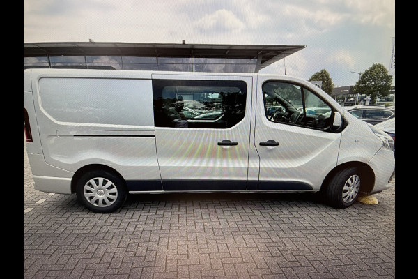 Renault Trafic 2.0 dCi 145pk automaat T29 L2H1 DC 6 persoons Business / vaste prijs rijklaar € 25.950 ex btw / lease vanaf € 463 / komt binnen / zilver metallic / euro 6 diesel