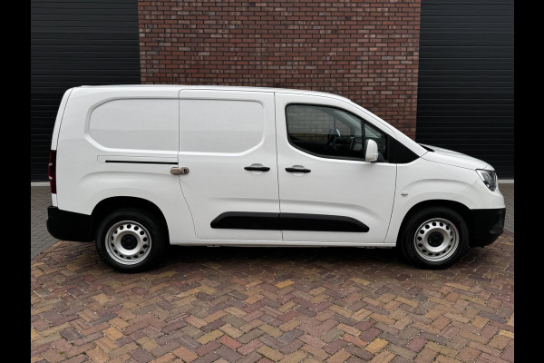 Opel Combo 1.6D L2H1 Edition / 100 PK / Navigatie / Cruise control / Parkeersensoren / 1e Eigenaar / NED-Combo