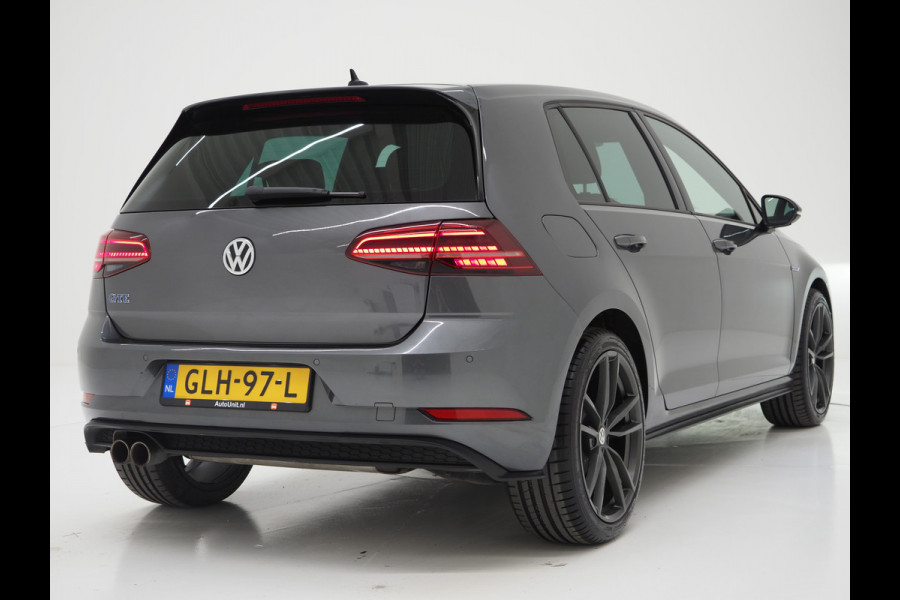 Volkswagen Golf 1.4 TSI PHEV GTE | Virtual Cockpit | Adaptive Cruise | Camera | Carplay