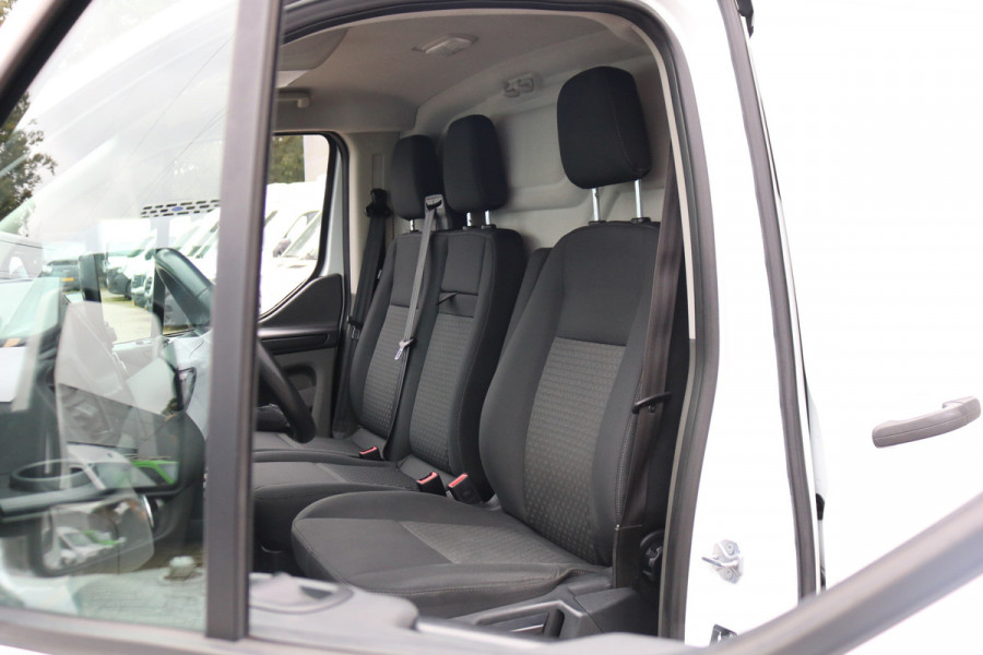 Ford Transit Custom 2.0 TDCI 130pk L1 H1 Trend Airco Navigatie Trekhaak 2.5T 2x Schuifdeur