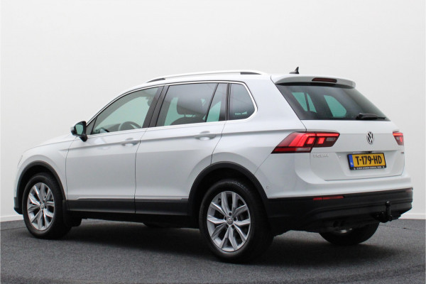 Volkswagen Tiguan 2.0 TSI DSG 4Motion Highline LED, Stoel-/Stuurverw., Camera, ACC, Front Assist, Standkachel, Trekhaak