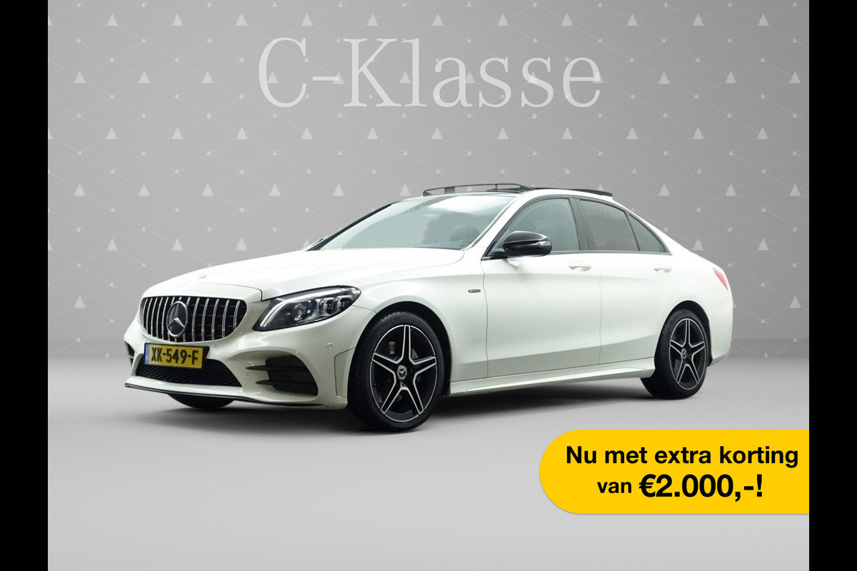 Mercedes-Benz C-Klasse 180 Solution AMG Night Edition Aut- Panodak I Virtual Cockpit ISfeerverlichting I Sport Leder ICamera I Park Assist