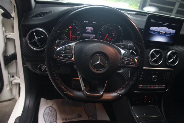 Mercedes-Benz A-Klasse 180 AMG ALCANTARA-CAMERA-XENON-SFEER