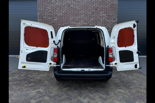 Opel Combo 1.6D L2H1 Edition / 100 PK / Navigatie / Cruise control / Parkeersensoren / 1e Eigenaar / NED-Combo