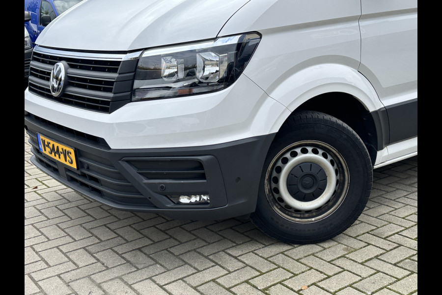 Volkswagen Crafter 35 2.0 TDI 140PK. L3H3 EURO6 Achterwiel aandrijving/navigatie/achteruirijcamera